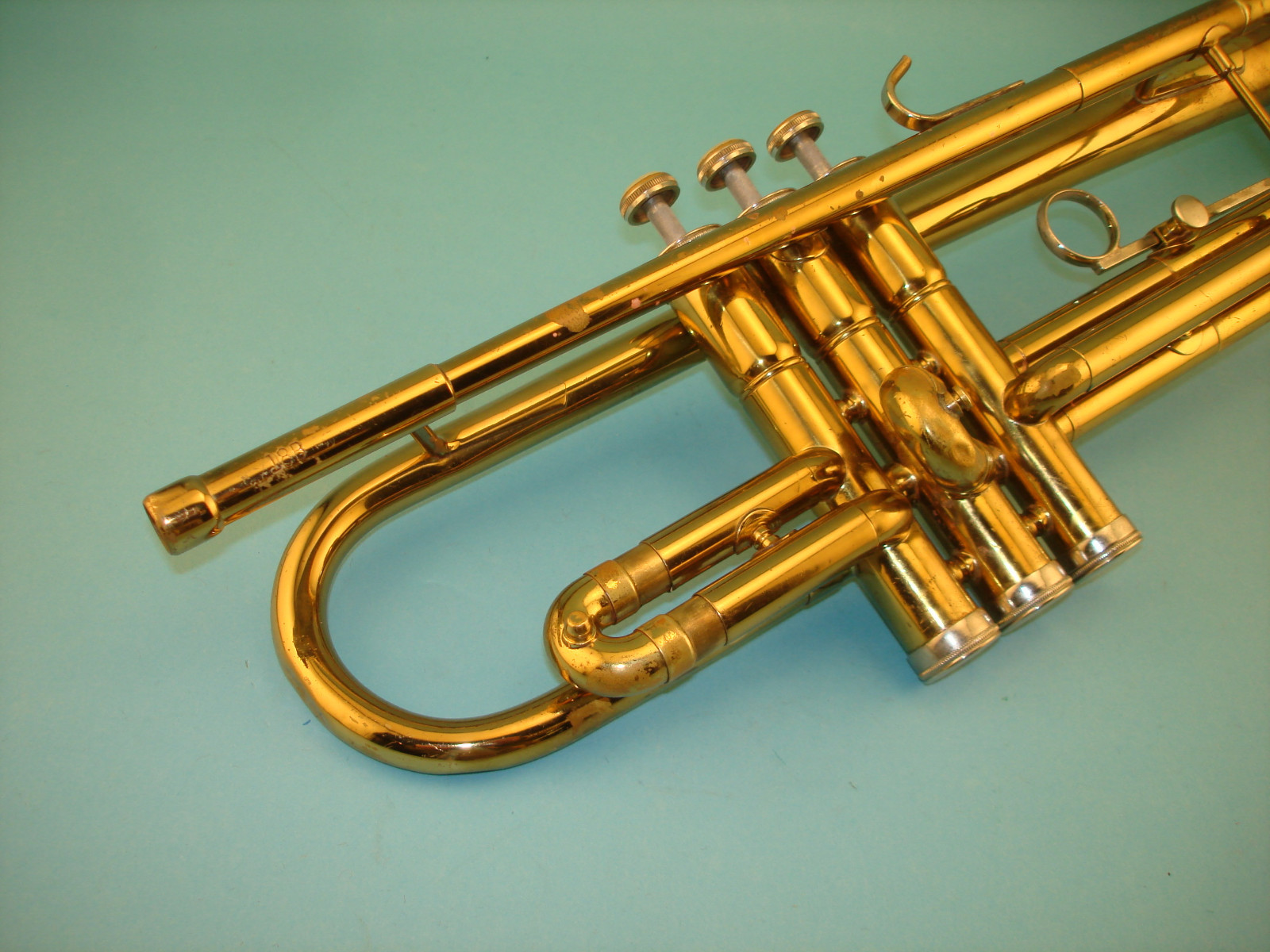 Conn Director 18B Trumpet with MP & Case Plays & Sounds Good