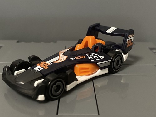 Amazon.com: Hot Wheels HW 55th Race Team, 5 Pack : Toys & Games