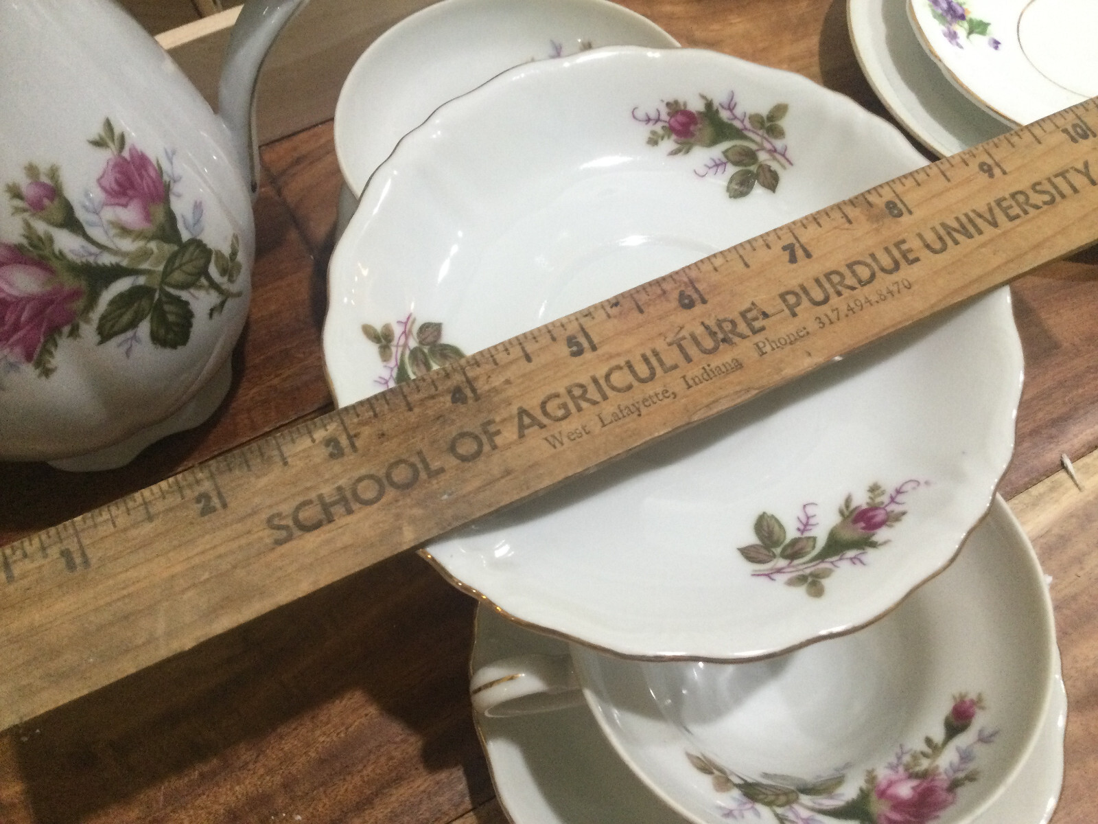 ROyal Sealy ? Moss Rose Tea Set Teapot Sugar Creamer  6 Cups & Saucers SMALLNICK