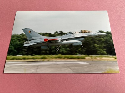 Belgian Air Force General-Dynamics F-16 FB-02 colour photograph