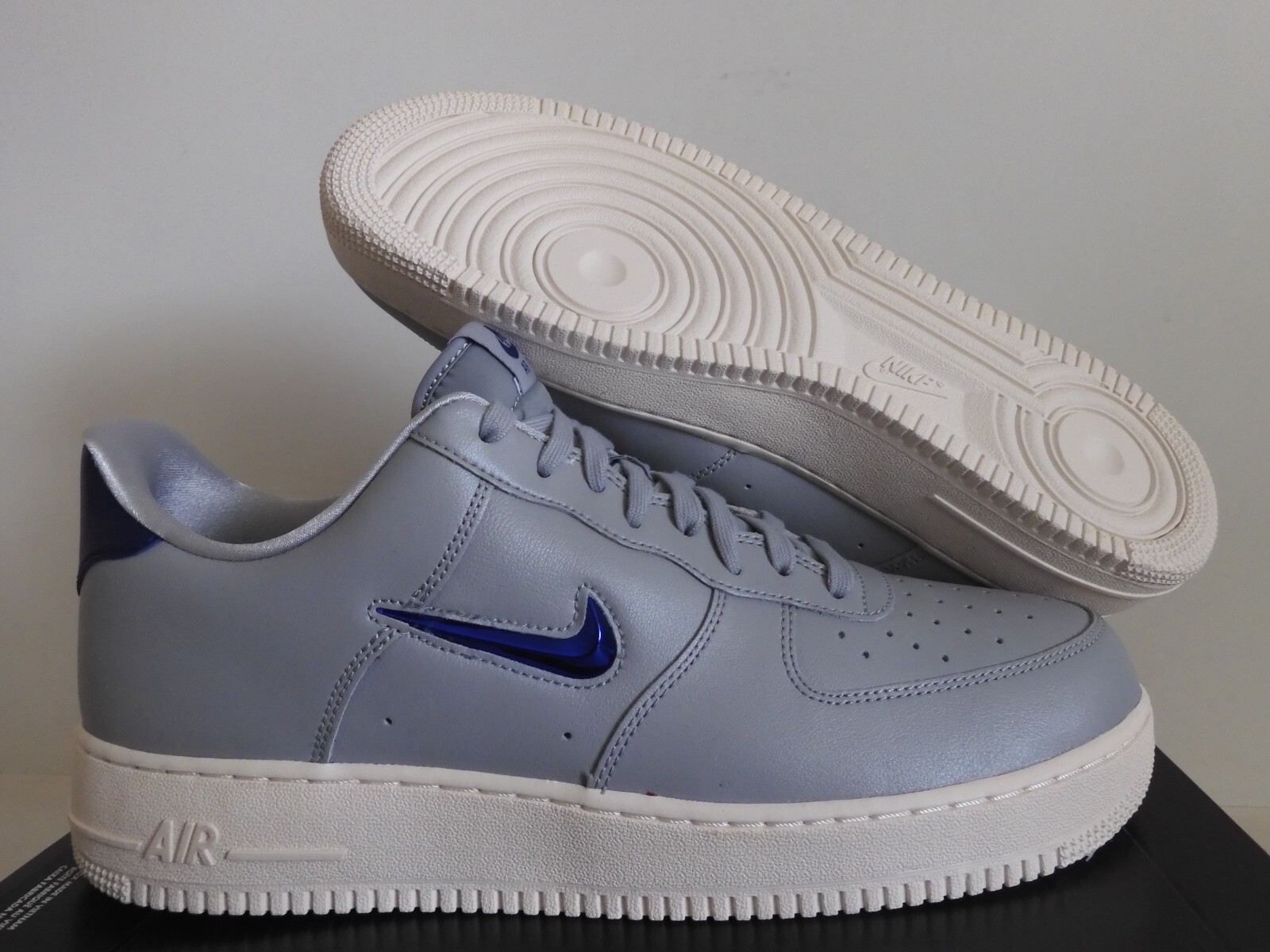 NIKE AIR FORCE 1 07 LV8 LEATHER 