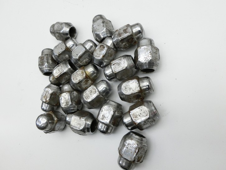 Hyundai IX35 LM 09-13 Satz Radmuttern Muttern Radbolzen - Bild 3