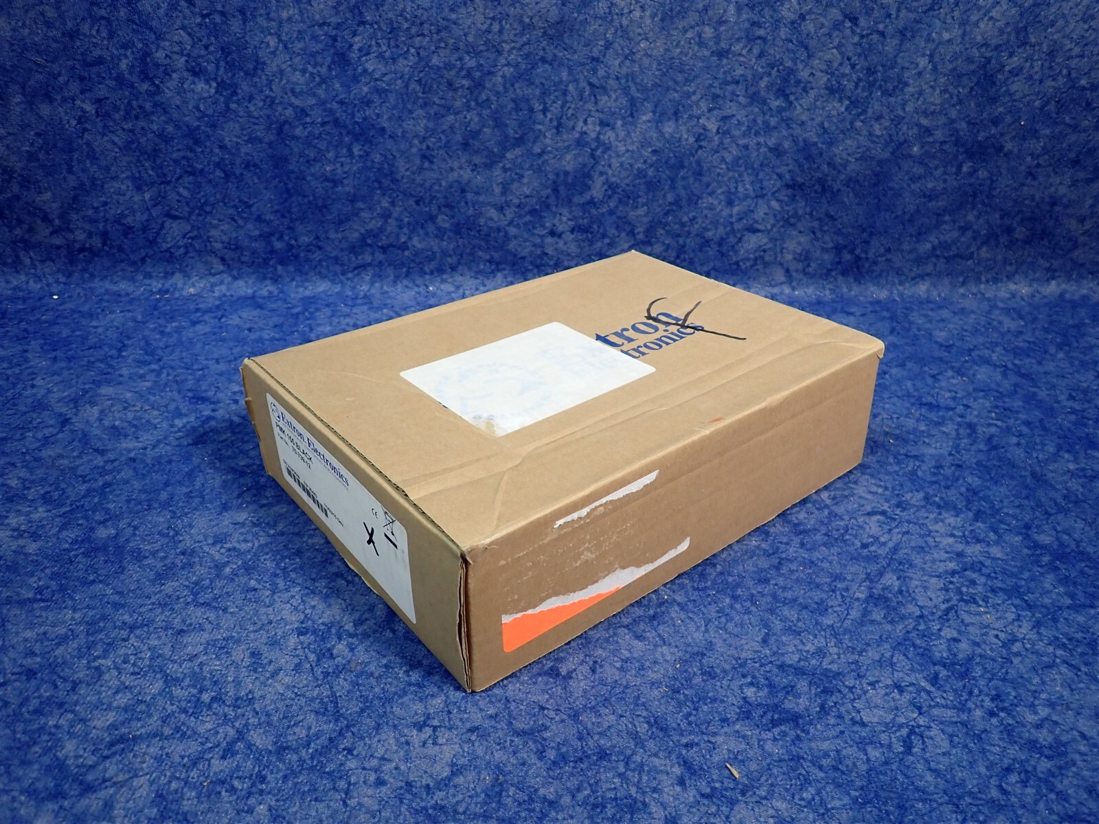 Extron PMK 155 70-739-12 Pole & Cable Cubby 1252 MS Enclosure Mount Kit (A3)