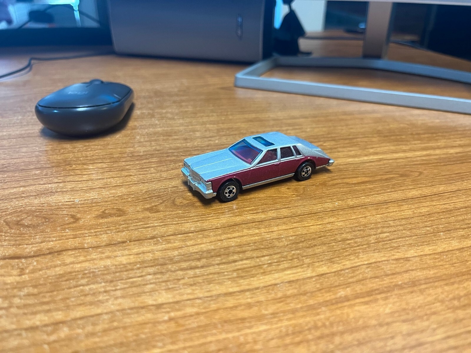 Blackwall Cadillac Seville Caddy Purple Silver Excel Con