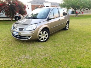 2009 Renault Grand Scenic 7 seater Dynamique Automatic ...