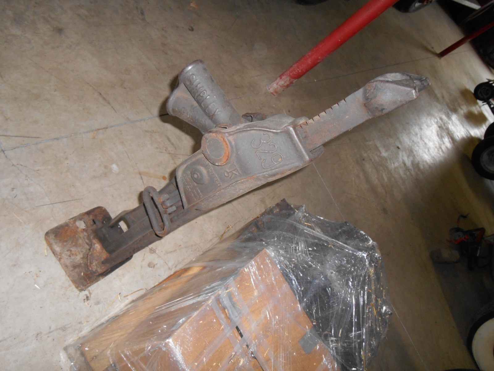 interesting antique  simplex 329 15ton railroad barn jack farm