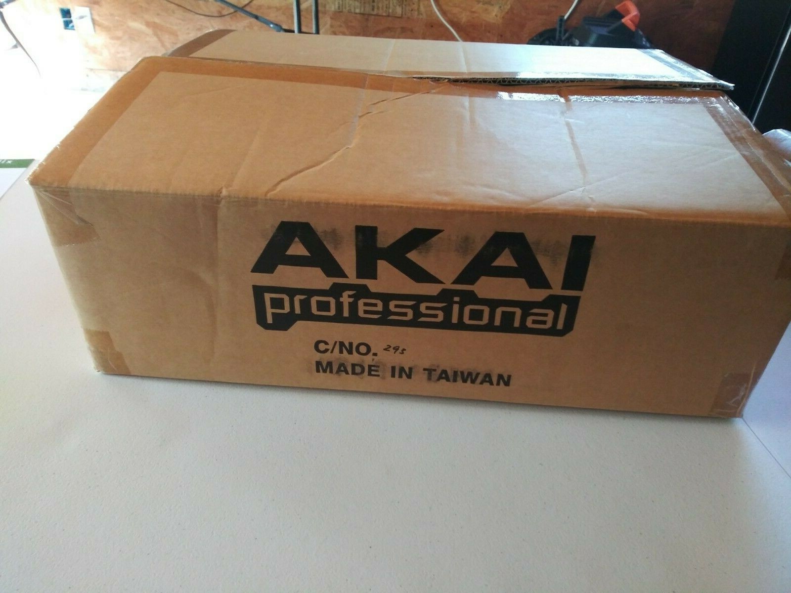 akai mpc2500 limited edition brand new