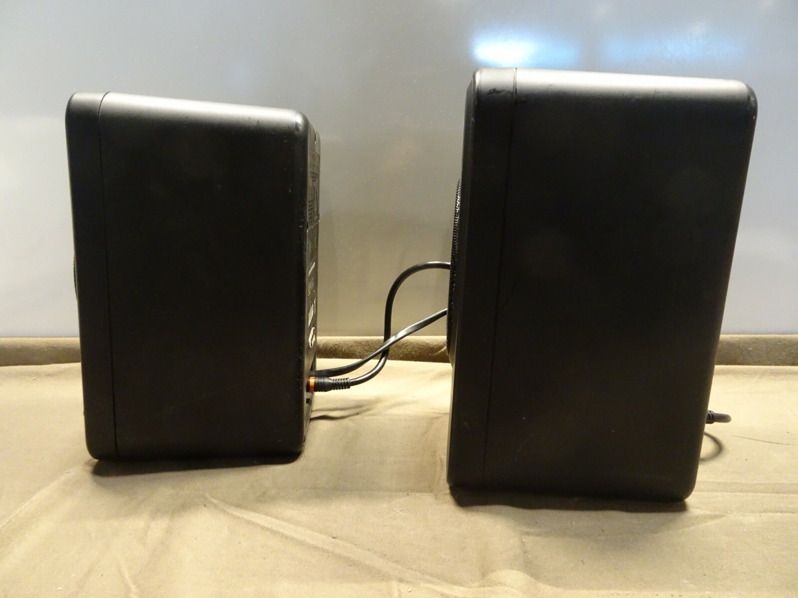 Pair of Behringer MS-16 Monitor Speakers