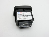 Hyundai I30 GD 12-17 USB AUX Buchse Anschluss Hyundai I30 GD 12-17 25.06.2015 96120A5000 96120-A5000 gebraucht Vorschau 2