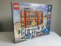 lego corner garage modular