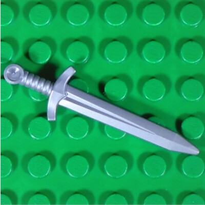 new LEGO flat-silver Greatsword with upturned crossguard