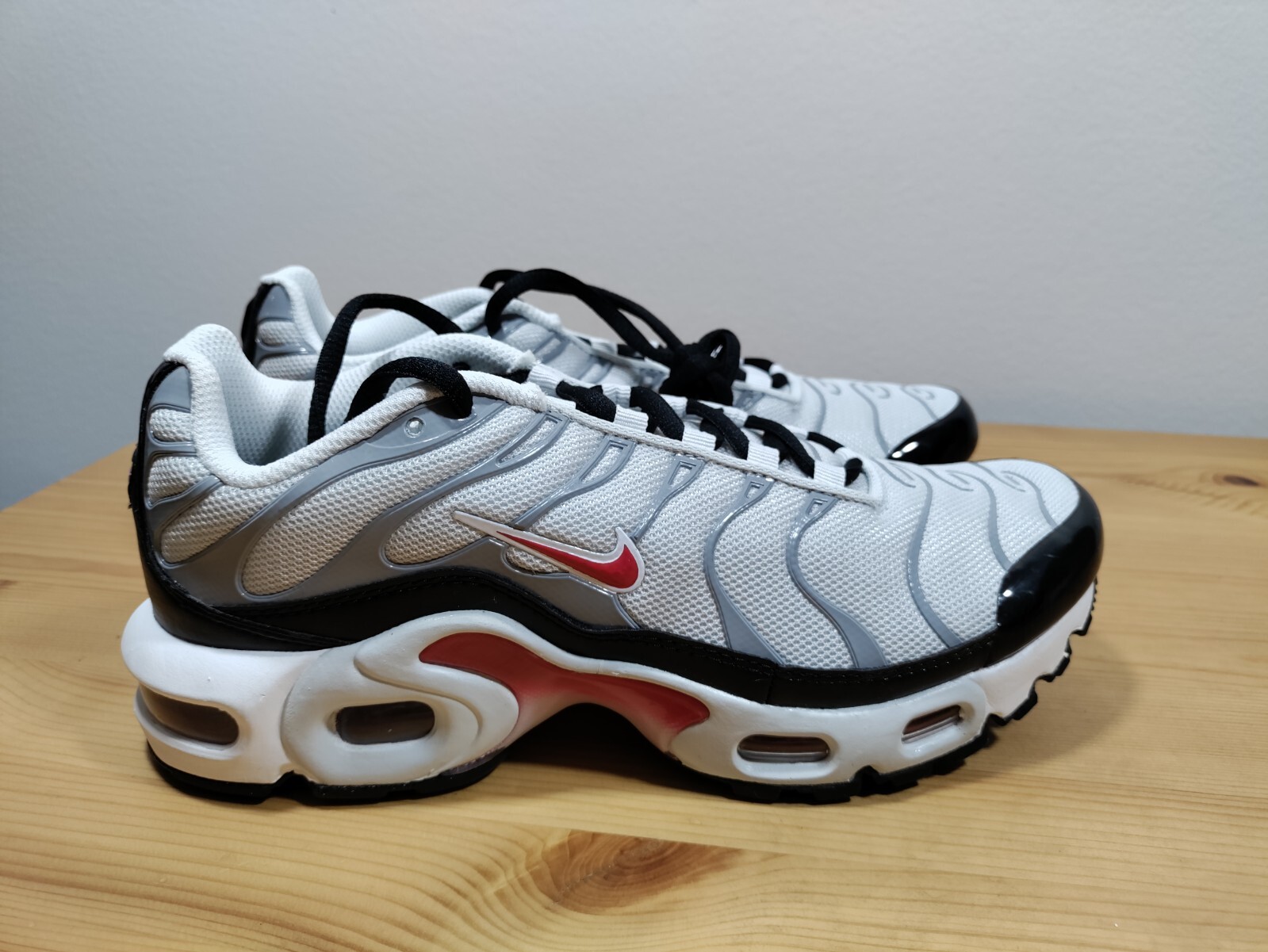 靴 NIKE AIR MAX PLUS 29cm us11 NEW Nike Air Max Plus Size 5.5Y Womens 7 Photon Dust Varsity