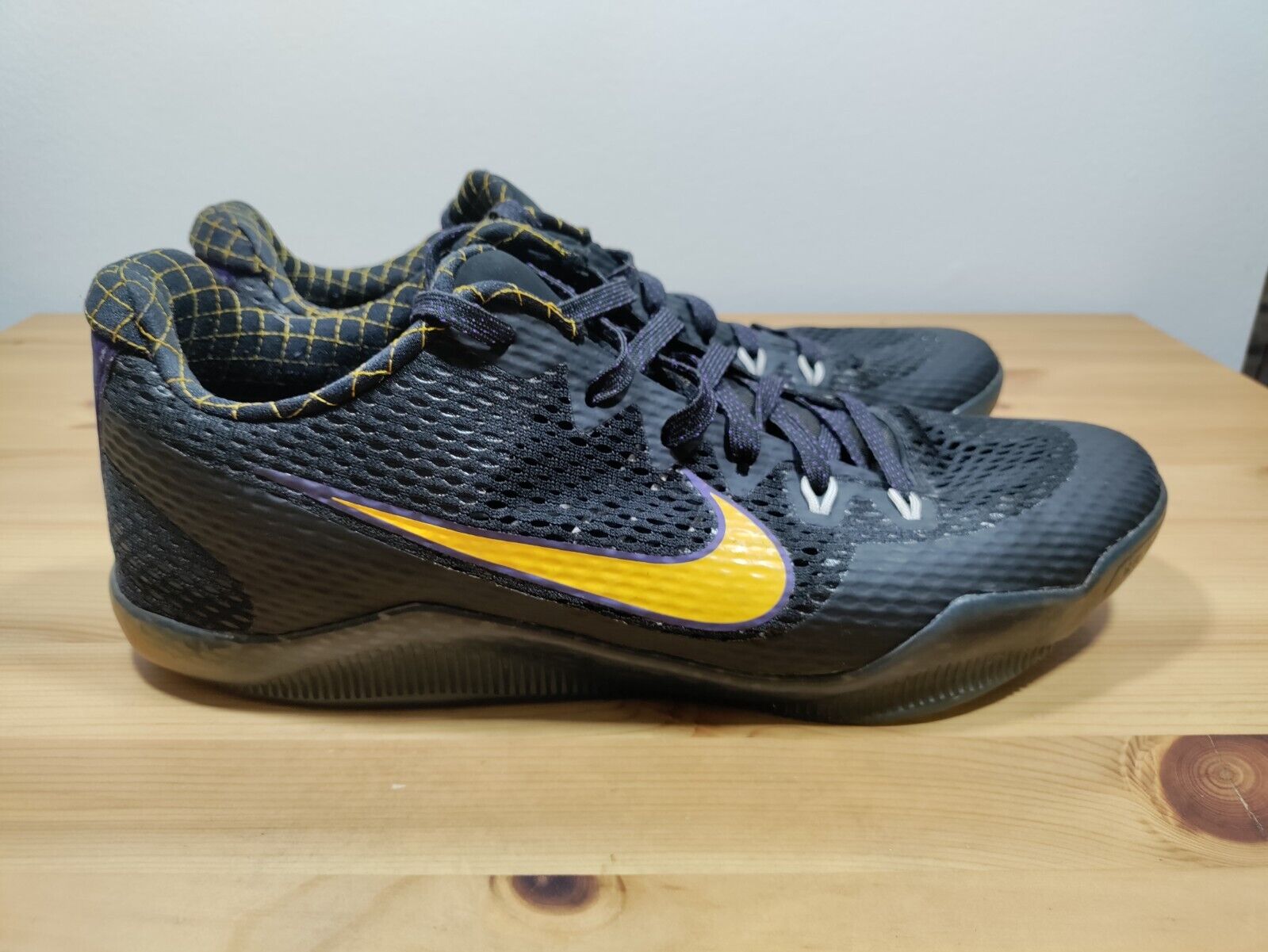 Size 13 - Nike Kobe 11 Carpe Diem Mamba Low Top Basketball Size 13 - Nike Kobe 11 Carpe Diem Mamba Low Top Basketball
