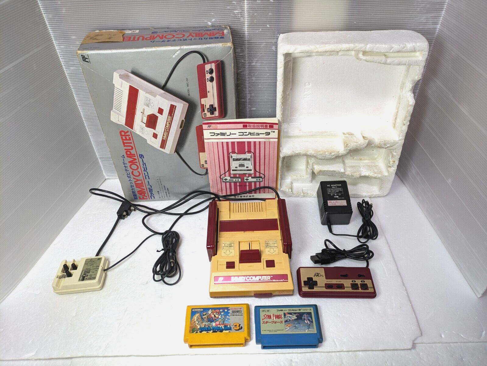 Nintendo Famicom NES Family Computer Super Mario Brothers 3 Nintendo Famicom NES Family Computer Super Mario Brothers 3