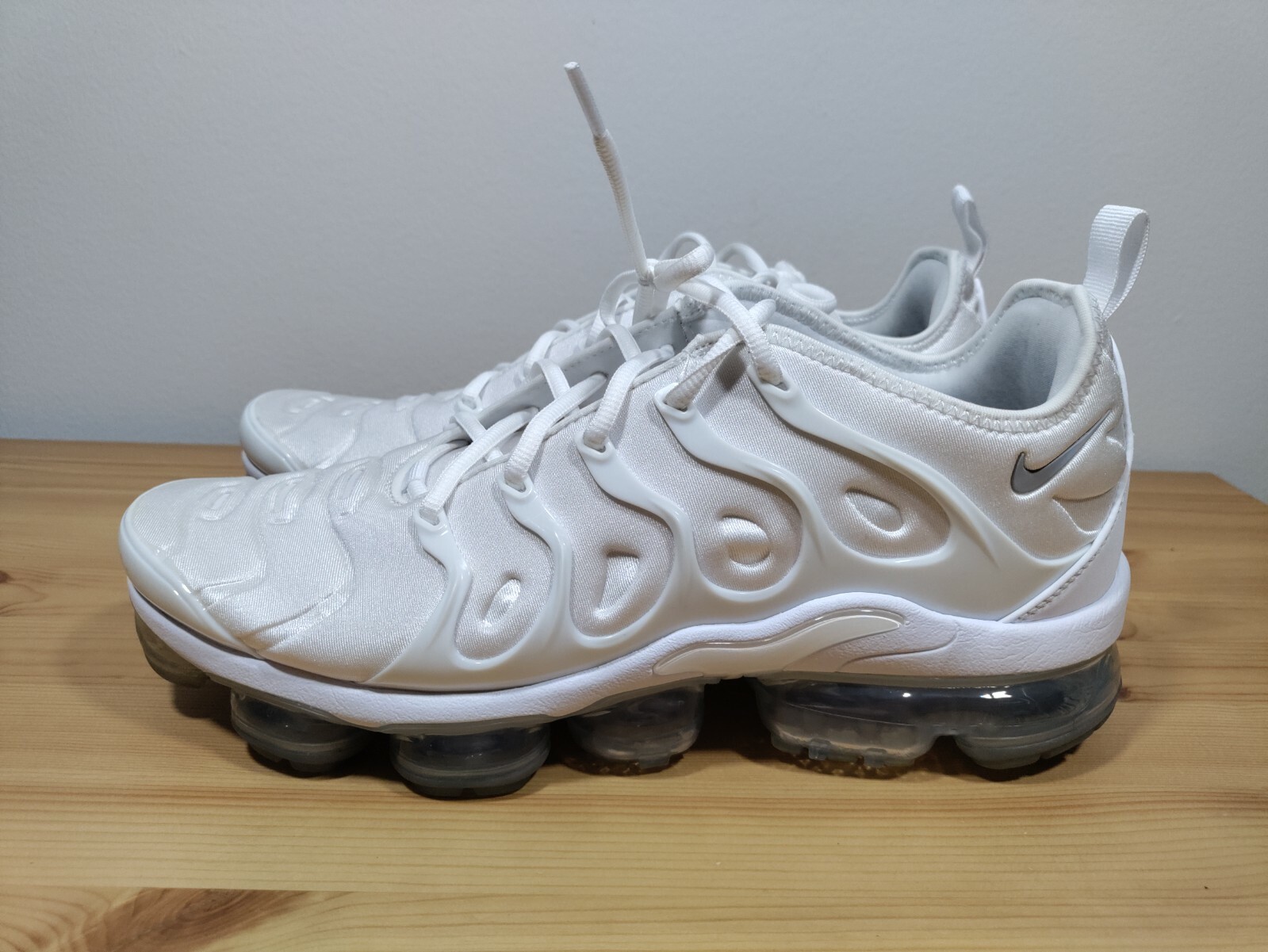 ★AIR VAPORMAX PLUS WHITE/PURE PLATINUM Nike Air VaporMax Plus Men's Shoes White-Pure Platinum