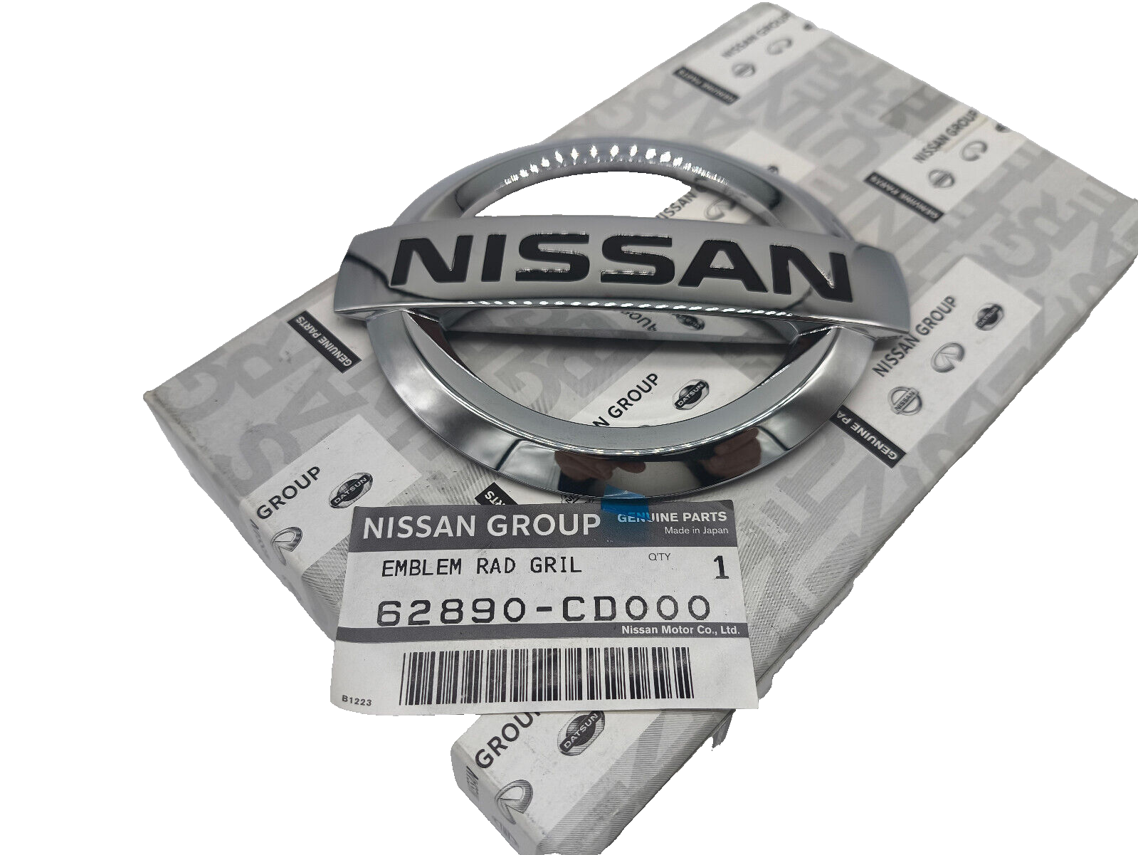 62890CD000 NEU Original Emblem Nissan FAIRLADY Z 370Z 2008