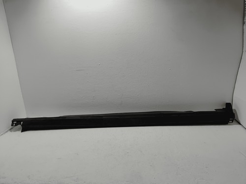 2016 - 2022 Honda Pilot Right Passenger Side Rocker Molding OEM