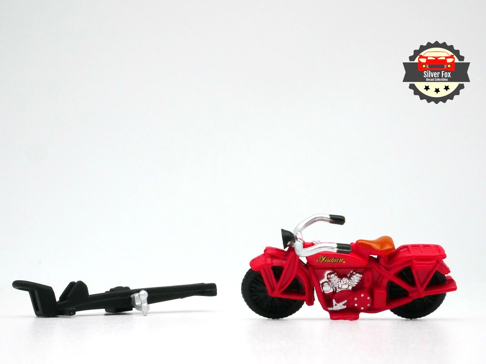 1920 INDIAN SCOUT 1:64 SCALE DIECAST COLLECTOR MODEL HITCH MOTORCYCLE CARRIER