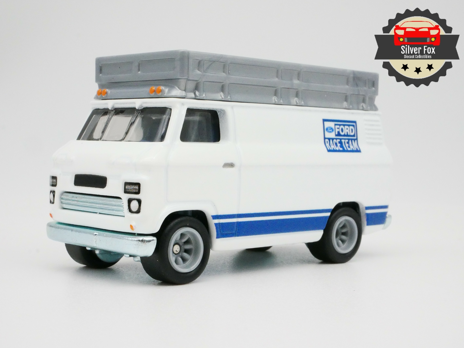 1970 EUROPEAN TRUCK FORD RACE TEAM LOGO WHITE 1:64 SCALE COLLECTOR DIECAST CAR