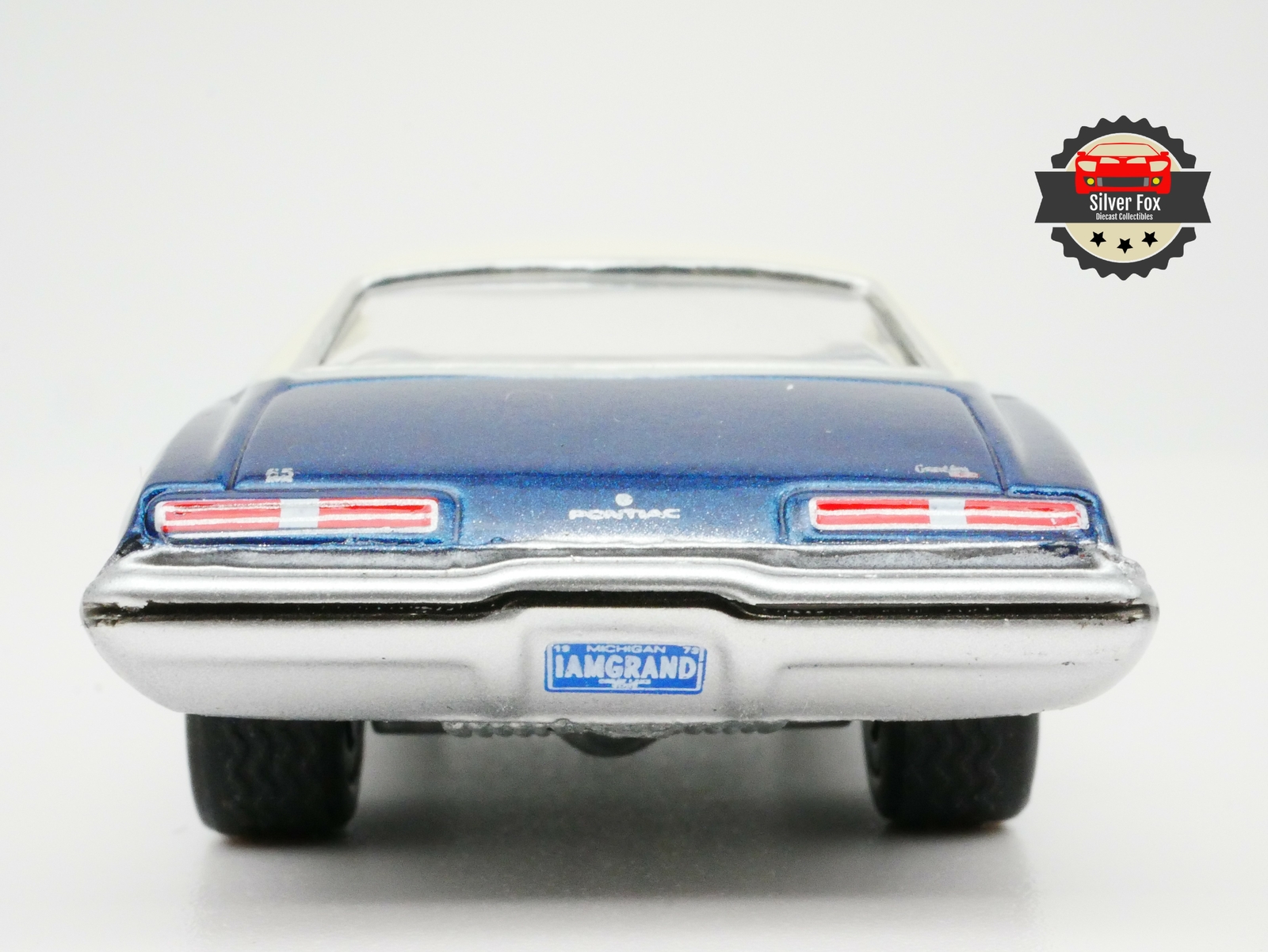 キディカー　クラシック　ポンティアック 1973 PONTIAC GRAND AM BLUE 1:64 SCALE DIECAST COLLECTOR