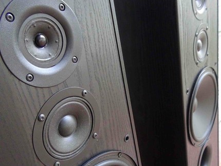 jamo studio 190 price