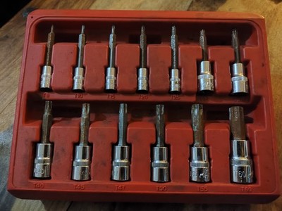 Mac Tools 13-Pc snap Medium Star Torx Drive Set on box SMLT13PT