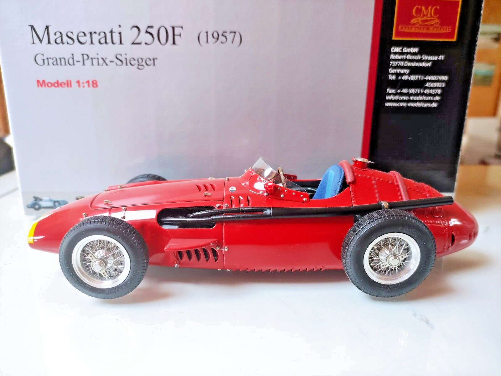 CMC 1/18 マセラティ250F 1 957 ビンテージミニカー