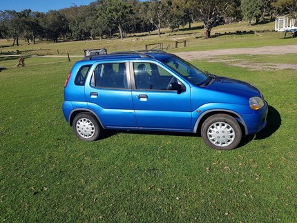Suzuki ignis 2002