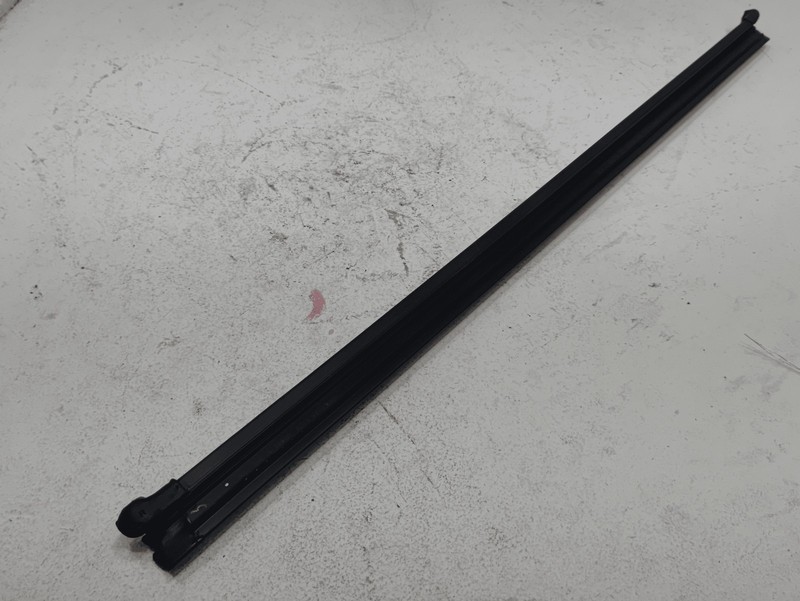 Used 2018-25 Volkswagen Atlas Front Passenger Door Window Inner Weatherstrip Seal OEM
