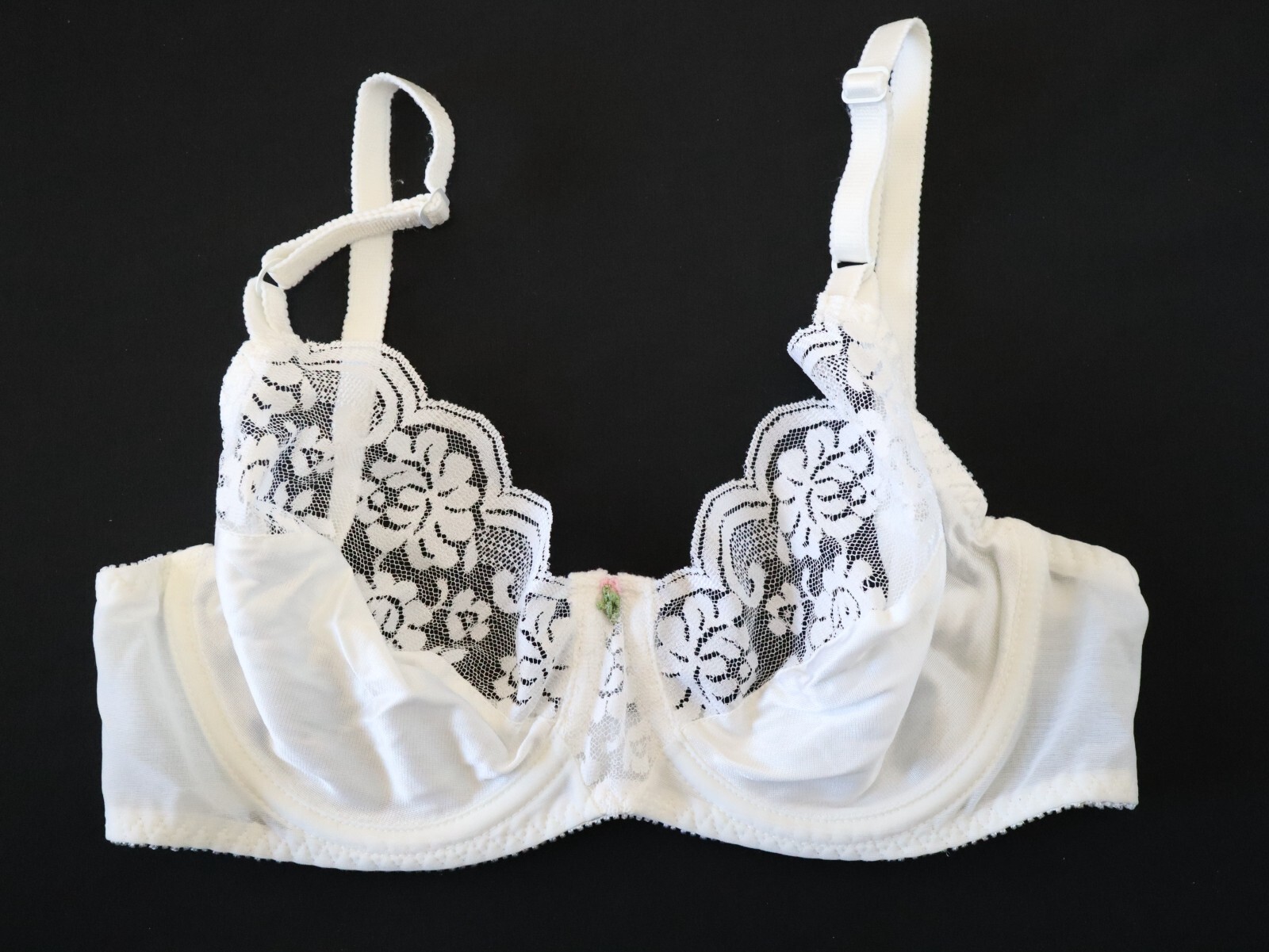 NEW Maidenform VINTAGE 90s Chantilly Silky & Lace Bra 34C 34