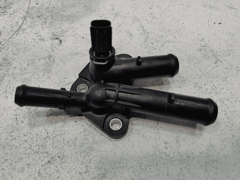 Used 2018-2024 Toyota Camry 2.5L Engine Coolant Outlet Hose Flange OEM