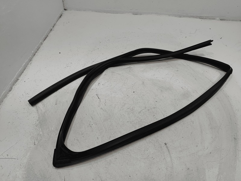 Used 2014-2020 Acura MDX Rear Left Driver Side Door Window Glass Run Channel Seal OEM