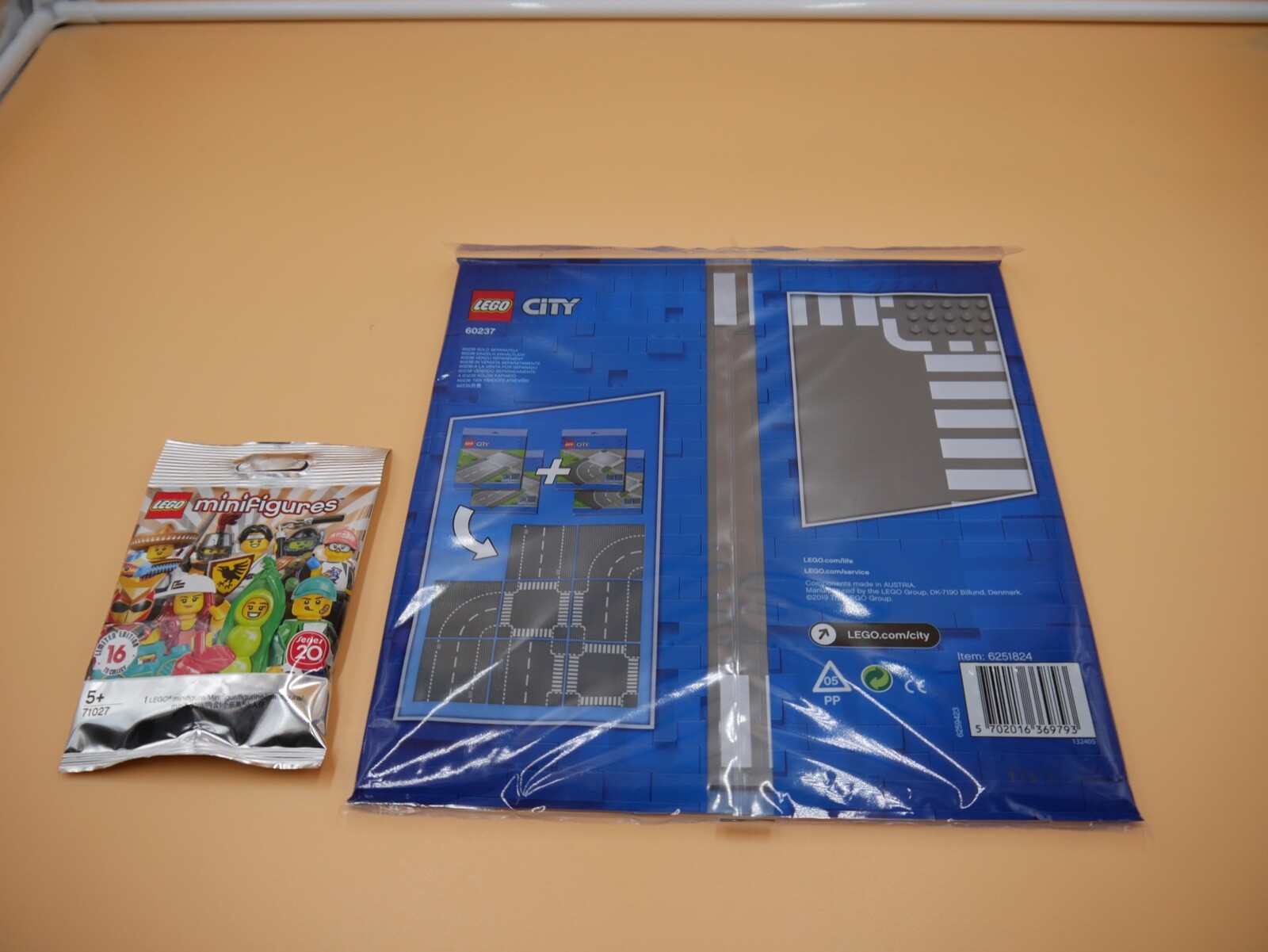 LEGO Straßenplatten City LEGO Kurve Kreuzung 60237 inklusive Polyback 71027