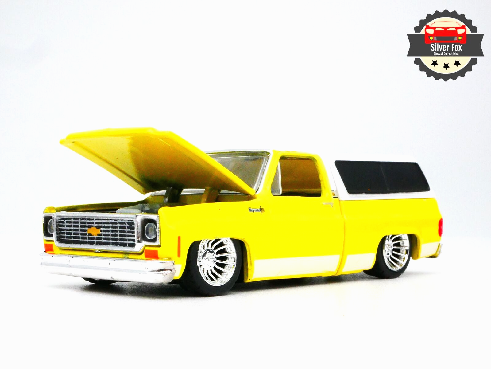 1973 CHEVROLET CHEYENNE 10 YELLOW WHITE LIMITED VAN 1:64 SCALE DIECAST COLLECTOR