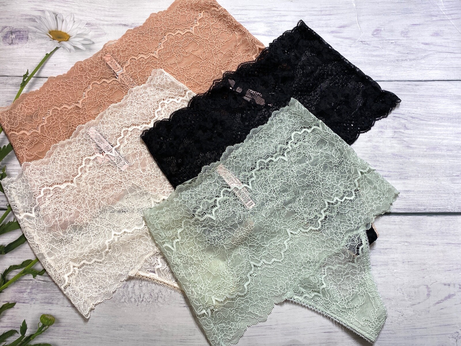 

Victorias Secret BODY BY VICTORIA Кружевные стринги с высокой посадкой, Pale sky grey;tan;white;black