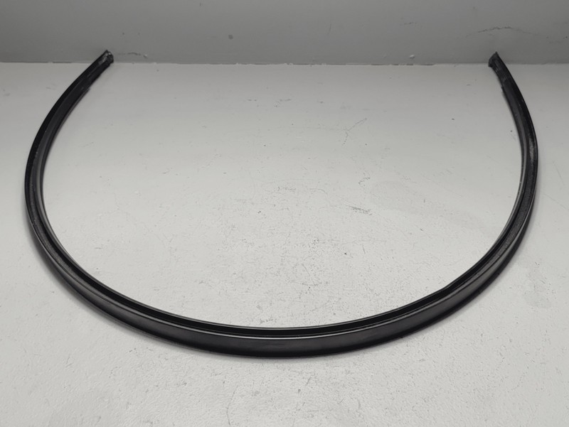 Used 2016-2021 Honda Civic Front Left Or Right Side Windshield Side Molding Seal OEM