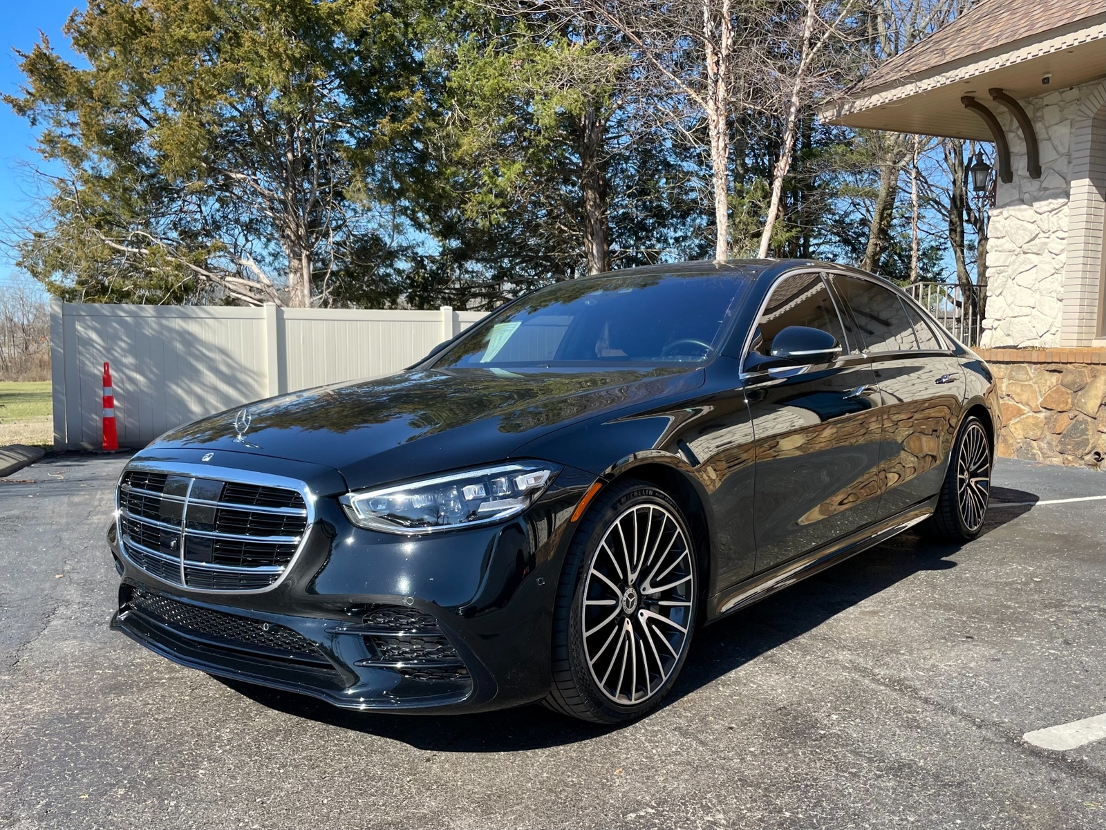 Owner 2022 Mercedes-Benz S 580 4MATIC AMG LINE W/NIGHT PKG 10578 Miles Black Sedan 4.0