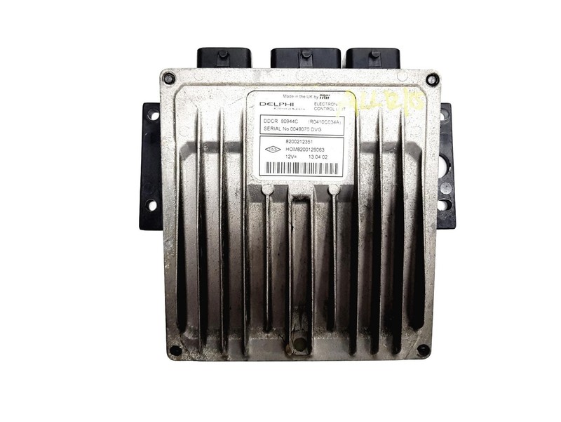 Calculateur Ecu 8200212351 / 8200129063 / (R0410c034a) / Ddcr 80944c Renault