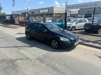 VOLVO V40 2018 BLACK T2 [122] Momentum Nav Plus 5dr h/b