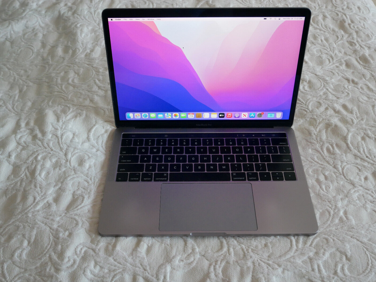 Apple MacBook Pro 13 Apple MacBook Pro 13