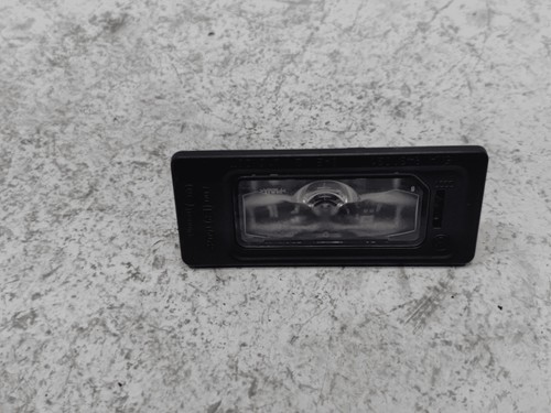 2018-2024 Volkswagen Atlas Rear Left Or Right License Plate Light Lamp 1PCS OEM