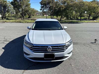 Owner 2019 Volkswagen Jetta Sedan White FWD Automatic S