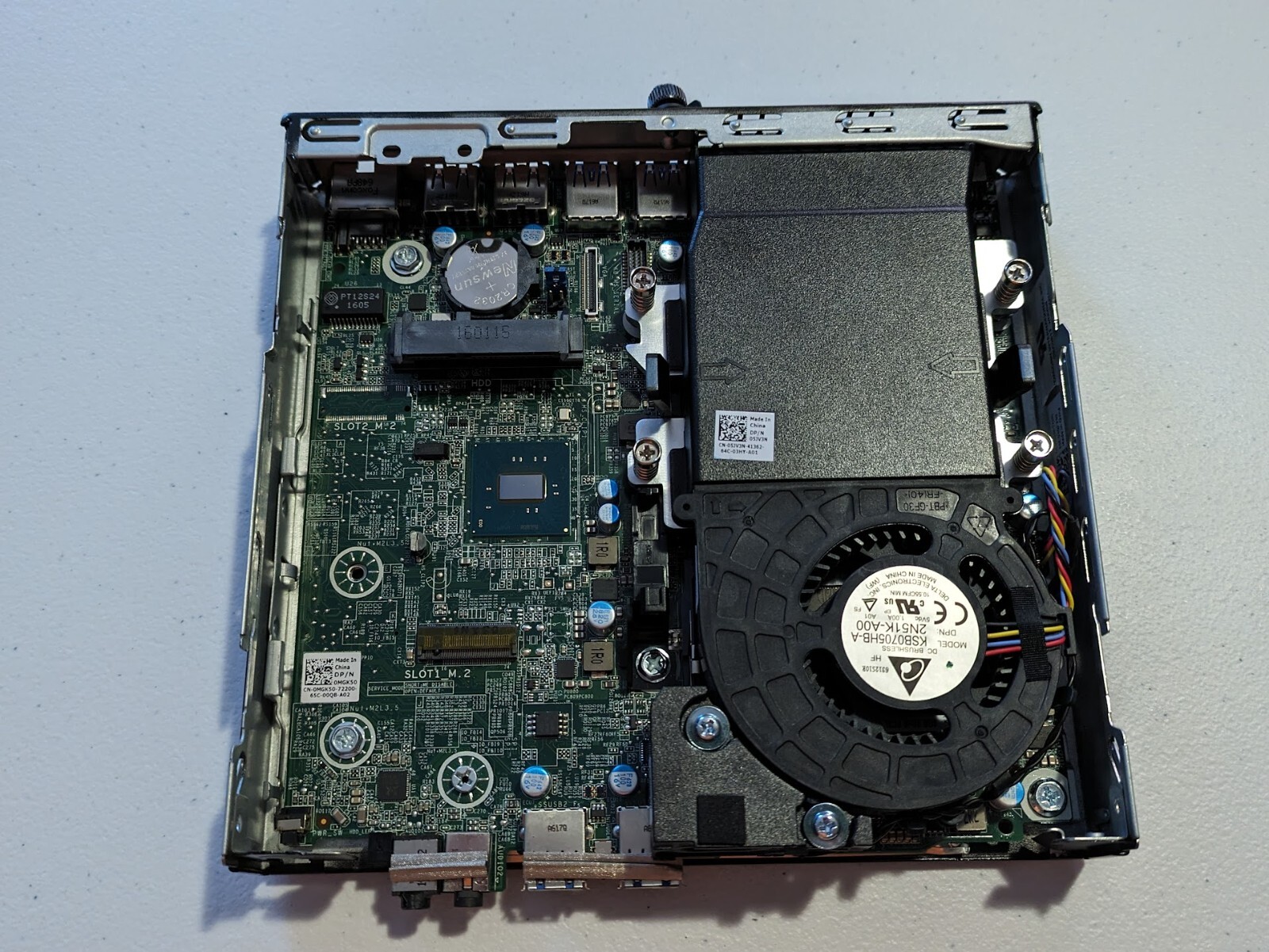 DELL OptiPlex 3040 縦置きスタンド付き Amazon.co.jp: Dell OptiPlex マイクロ&シン クライアント