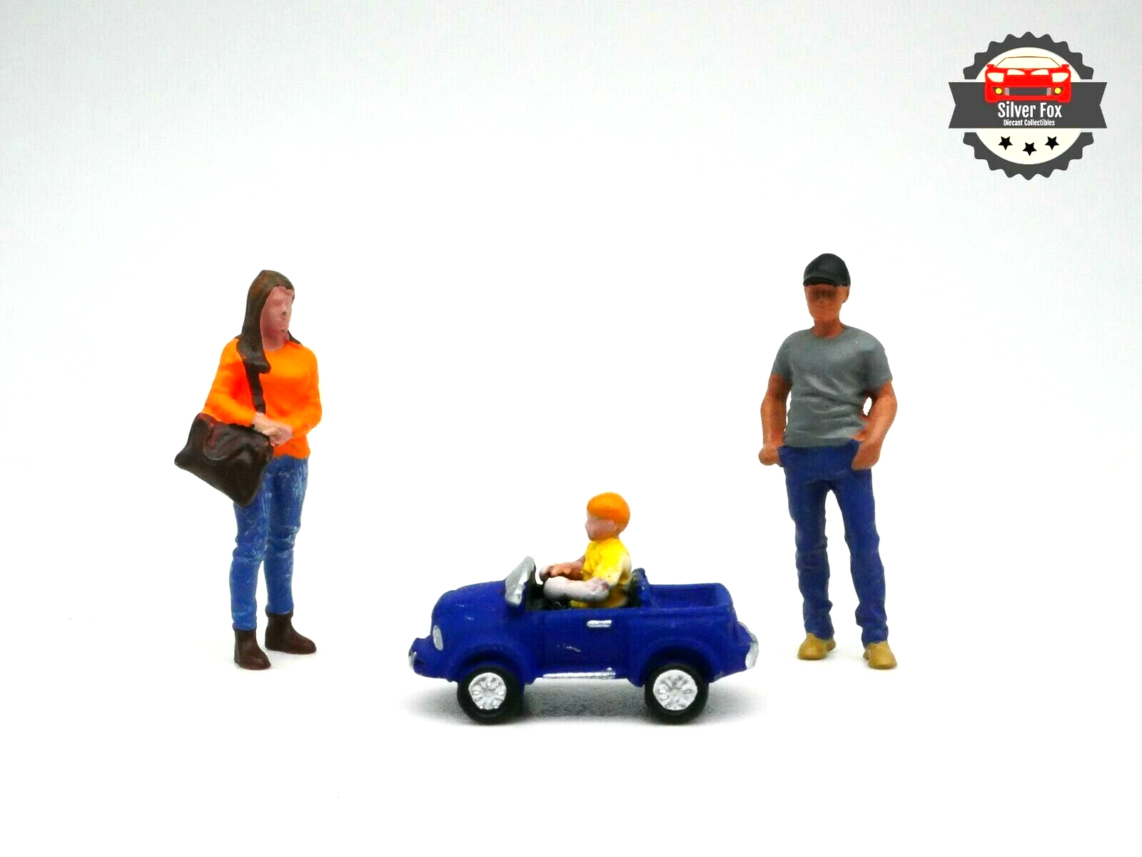 MOM AND DAD COLLECTOR FIGURINES SON PLAY METAL 1:64 SCALE DIECAST COLLECTOR 