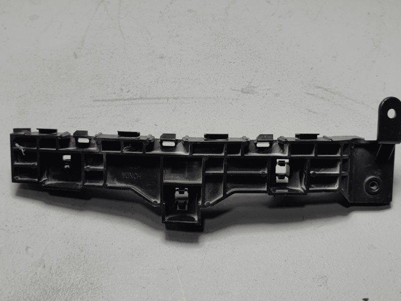 Used 2016 - 2018 Honda Pilot Front Bumper Left Driver Side Mount Support Bracket OEM