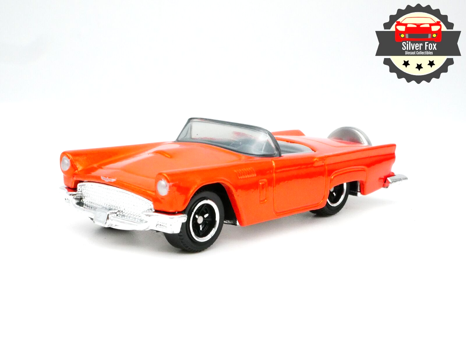 1957 FORD THUNDERBIRD CONVERTIBLE ORANGE 1:64 SCALE DIECAST COLLECTOR DIORAMA