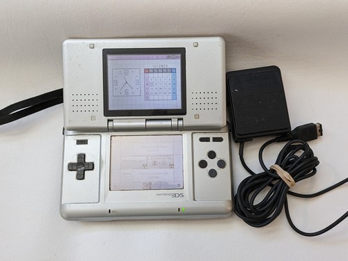 Nintendo Switch Nintendo NINTENDO DS NTR-S-TBKA Nintendo DS NTR-S-TBKA Original Console only Turquoise Blue