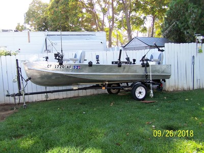 14' aluminum fishing boat-trailer+EXTRAS or ''TRADE'' for ? Current registered