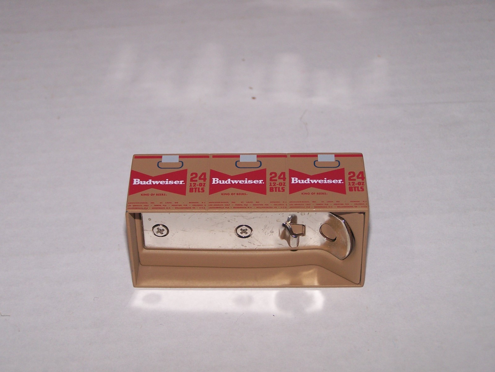 Enesco 1998 BUDWEISER Die-Cast Musical Bank