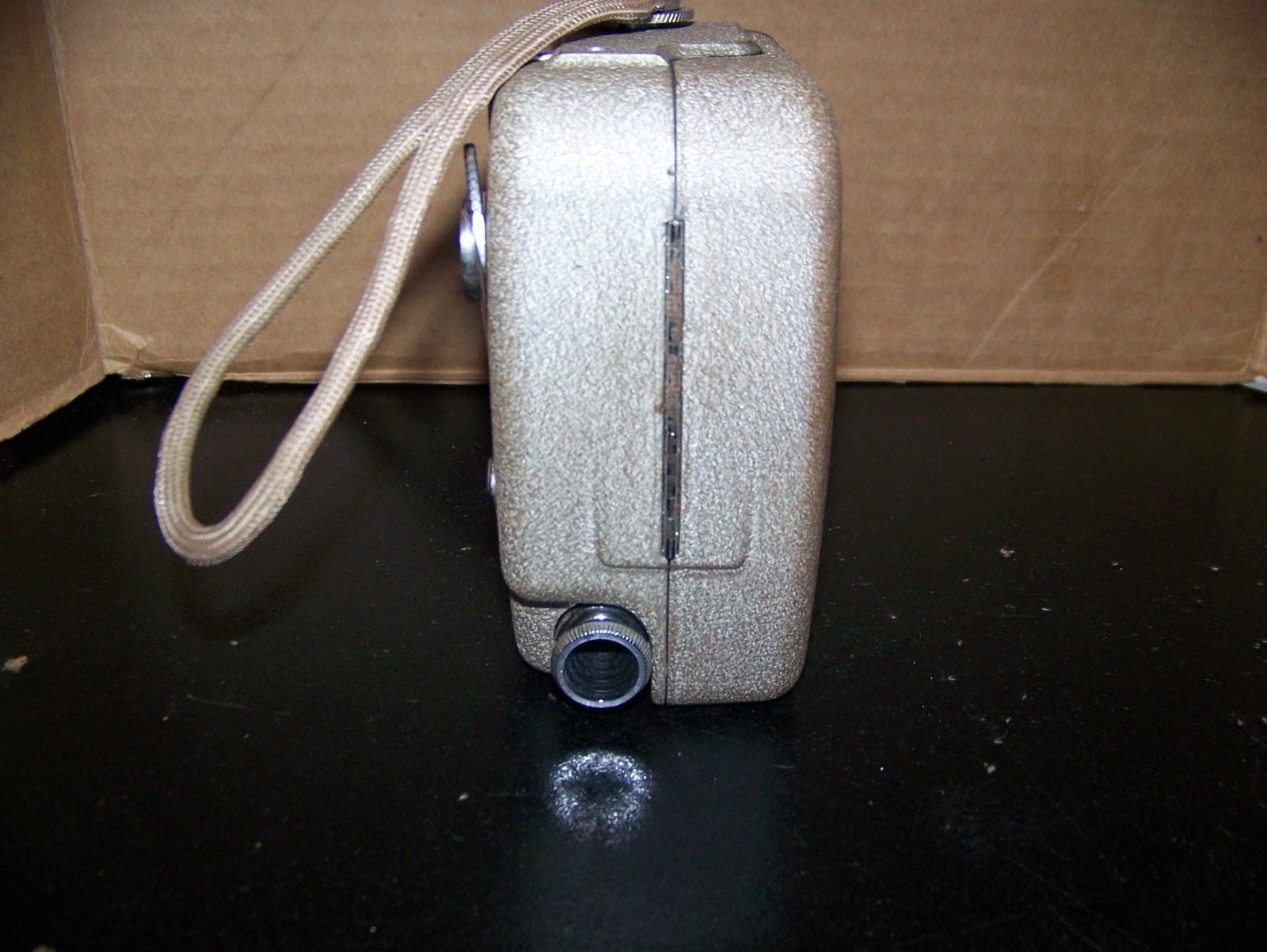 Vintage 8mm Revere 8 Home Movie Camera - Model B-61
